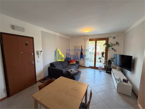 Recente trilocale con ampio garage